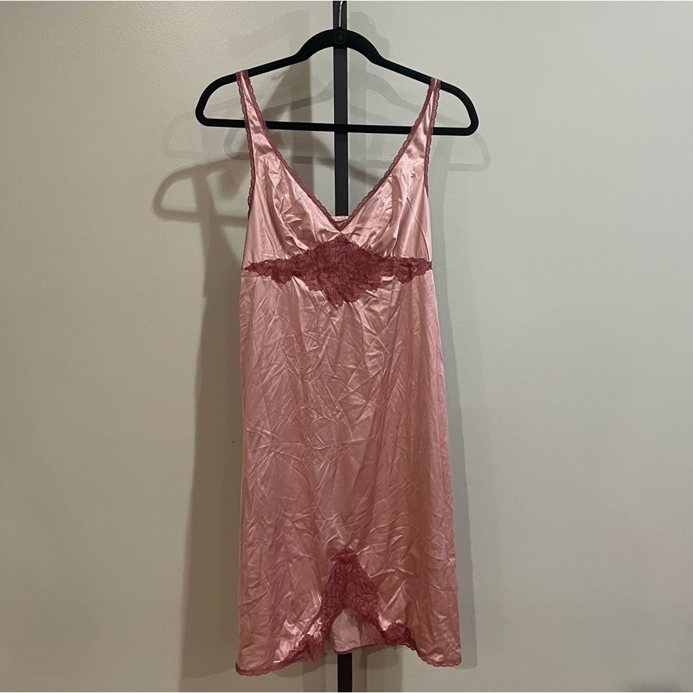 Vassarette Pink Silky Slip Size 34F
